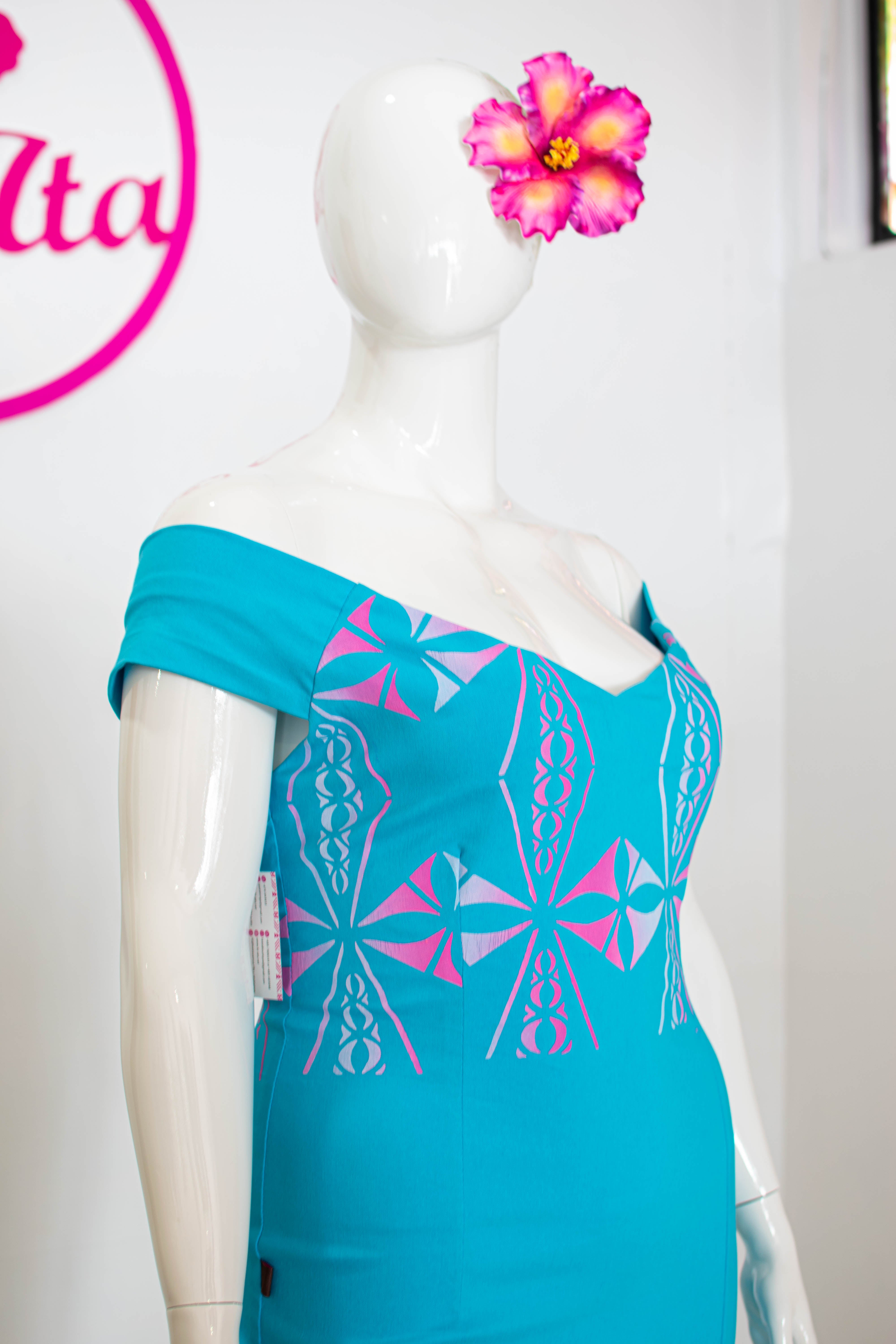 Classic Off-The-Shoulder Fitted Dress