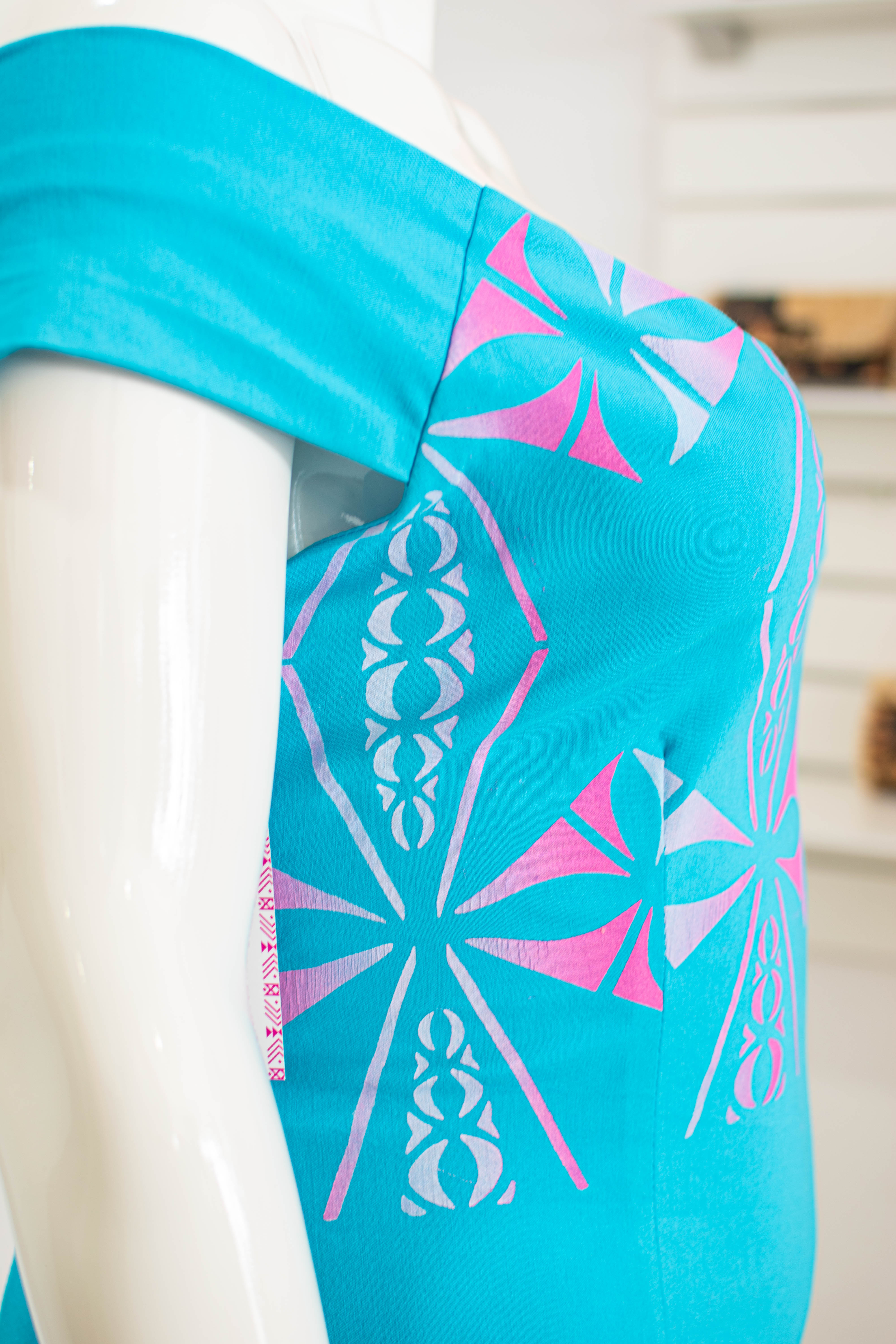 Classic Off-The-Shoulder Fitted Dress