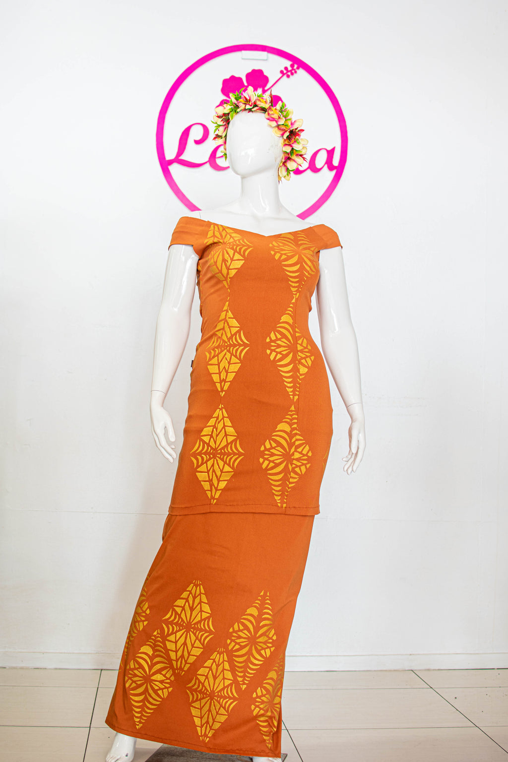 Classic Off-The-Shoulder Fitted Puletasi