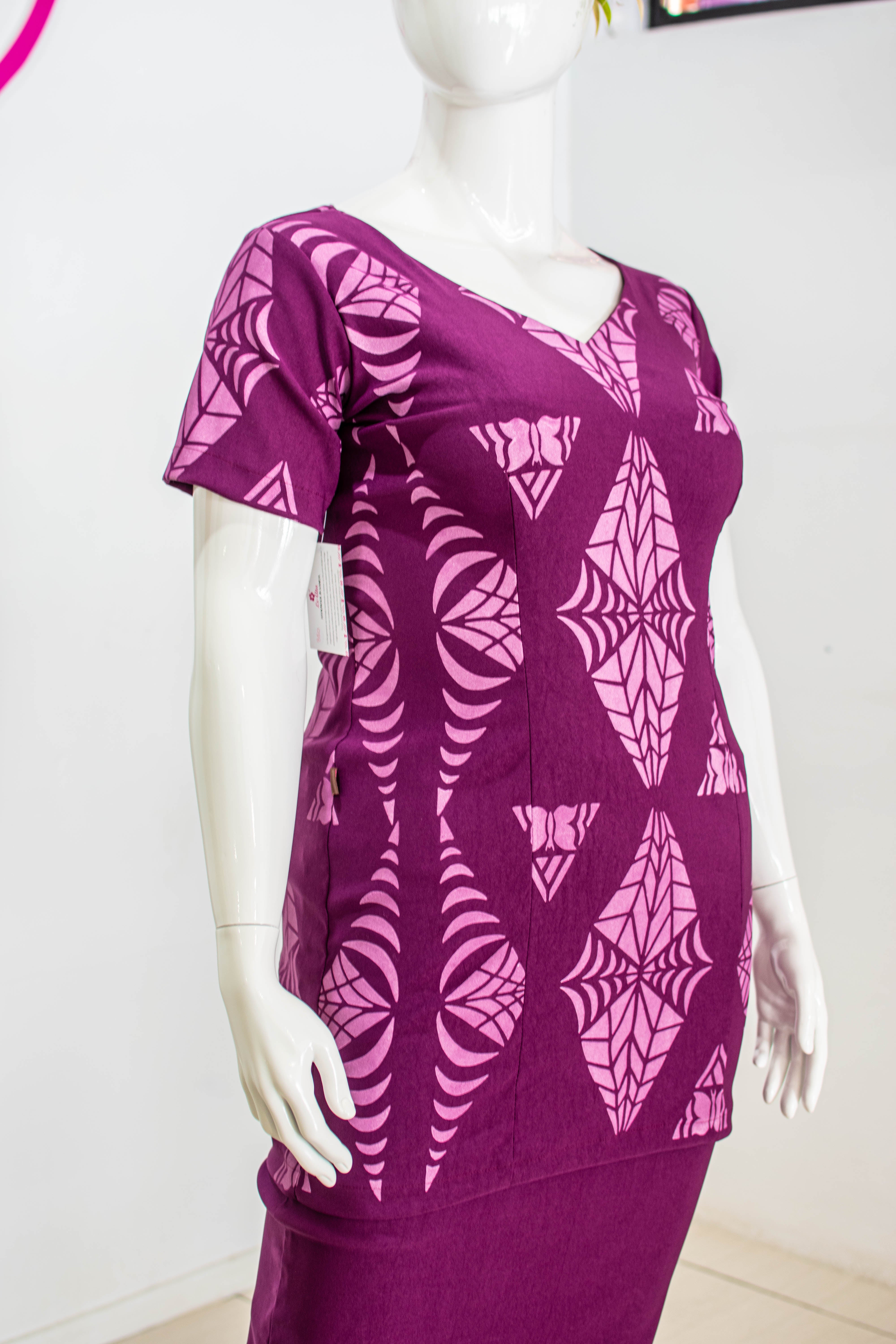 Classic V-Neck Fitted Puletasi