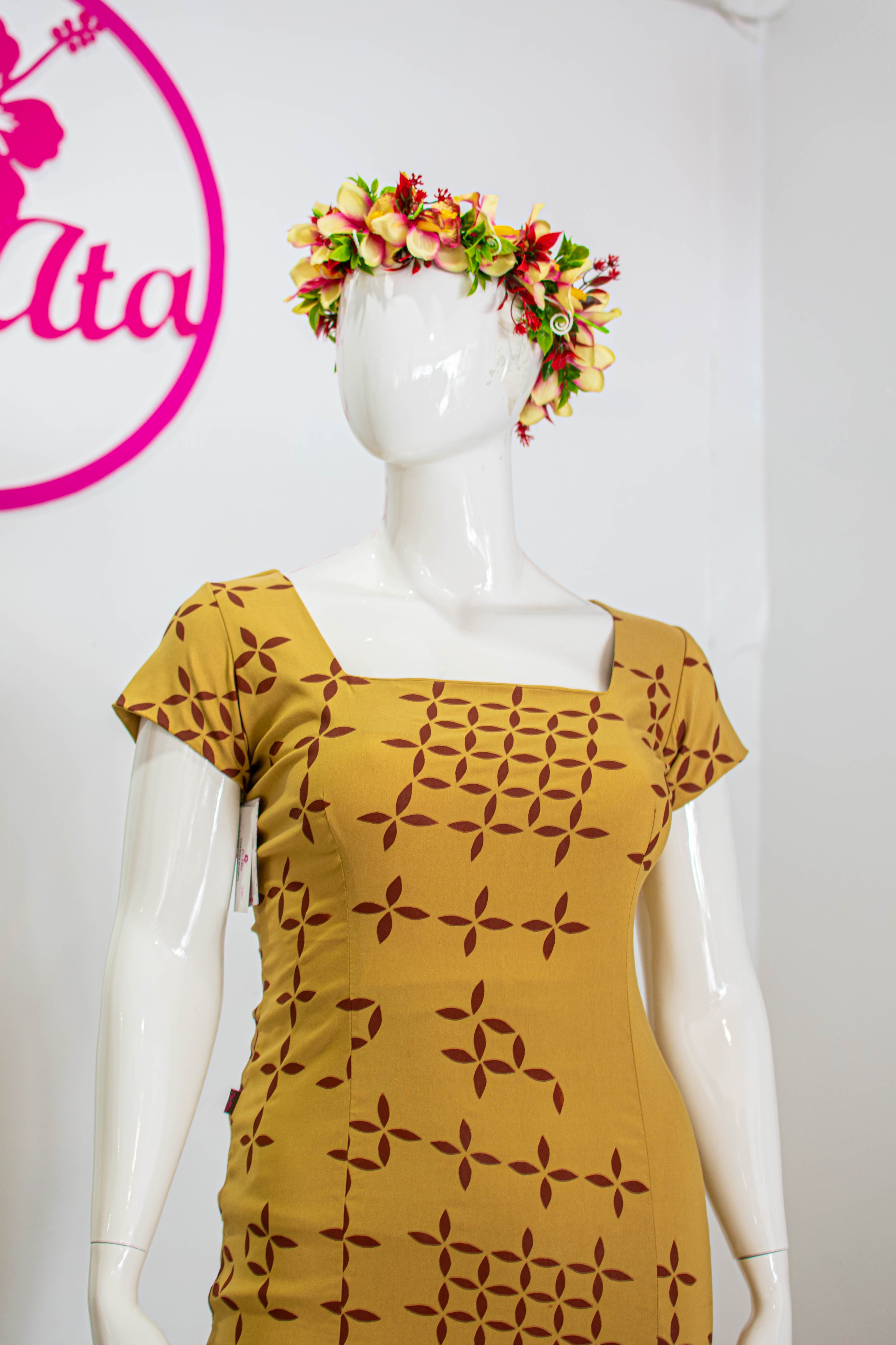 Classic Square Neck Fitted Puletasi