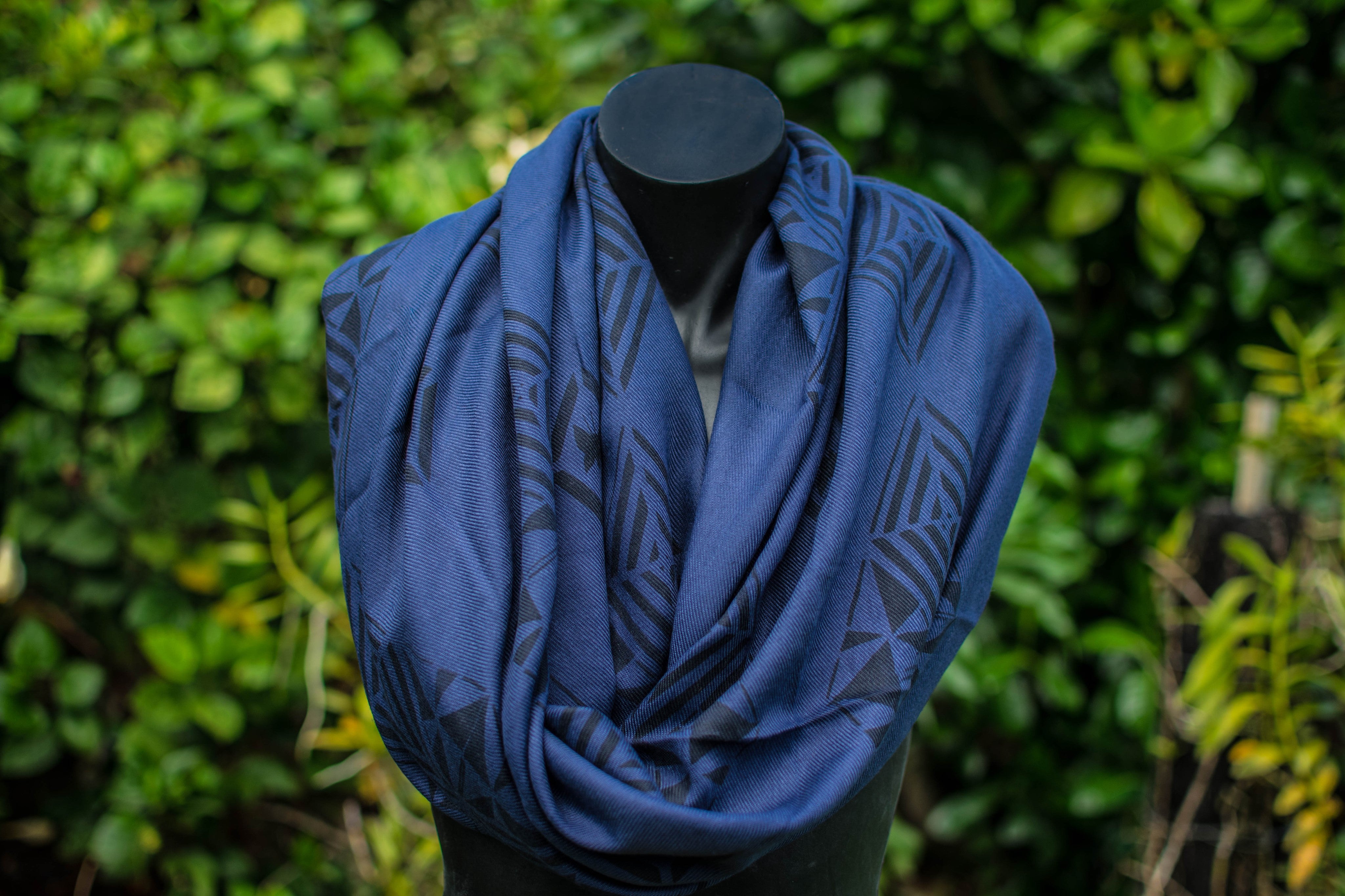 Elei Scarf